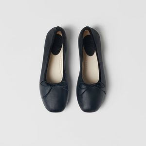 Zara Black Ballet Leather Flats - SZ 32